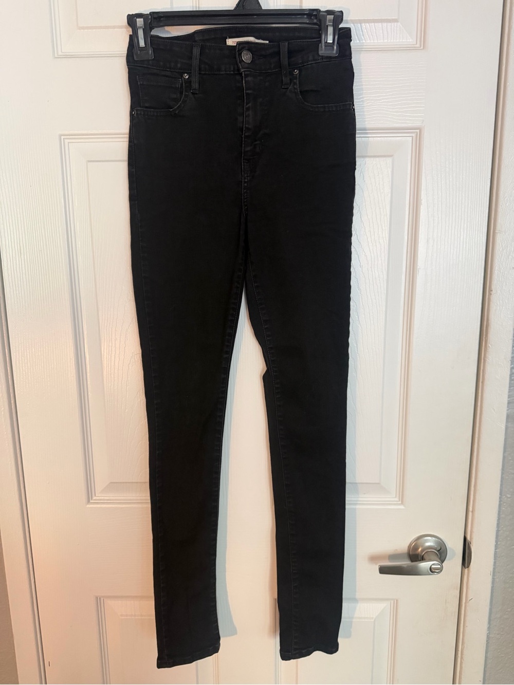 Levi's off Black Skinny Jeans — High-Rise Stretch